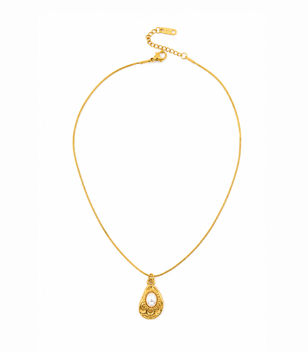 Elarisse cameo necklace